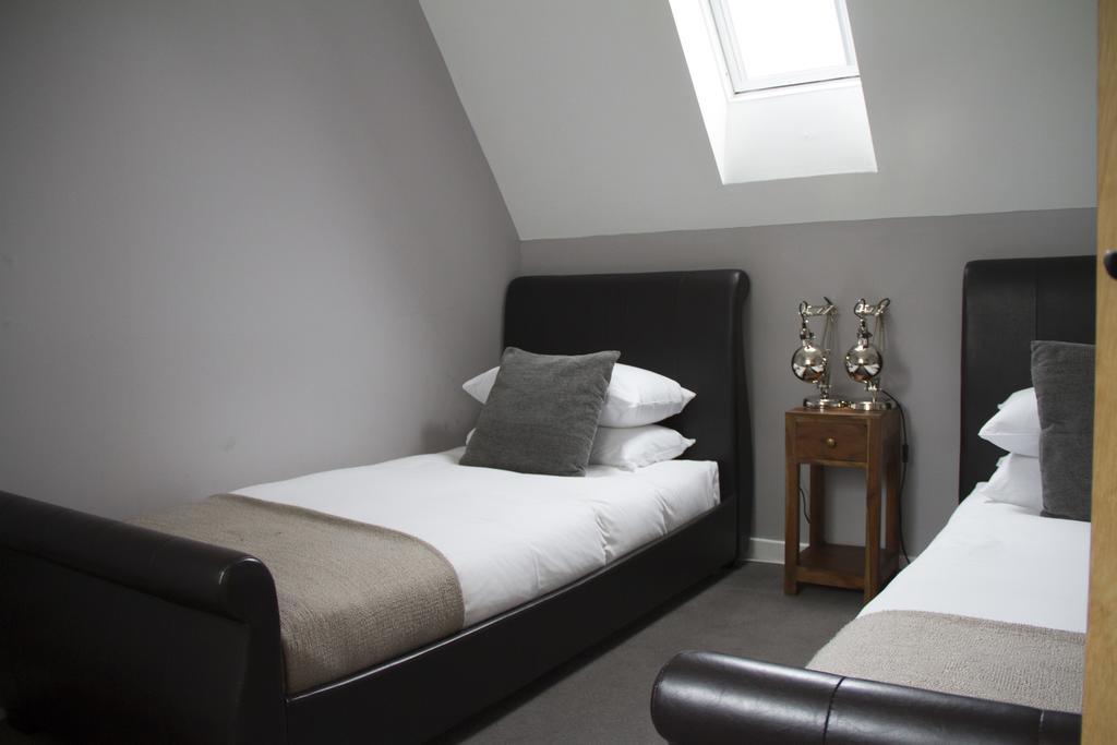 Home Farm Apartments Portree Room photo